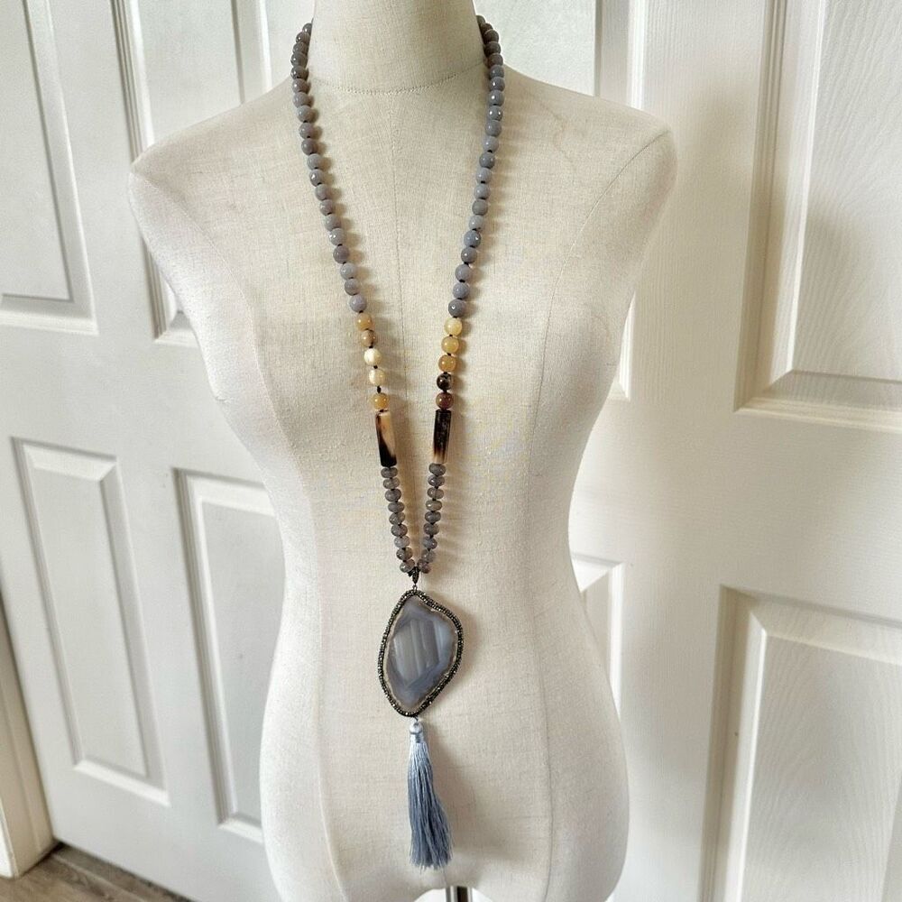 Gray Agate & Horn Beaded Tassel Necklace with Crystal Pendant - Picture 3 of 12